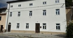 stavba Col, za lokal in za štiri manjša 2-sobna stanovanja