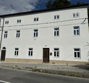 stavba Col, za lokal in za štiri manjša 2-sobna stanovanja